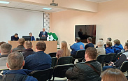 С жителями Парфинского района вице-спикер Владимир Королёв обсудил вопросы развития муниципалитета