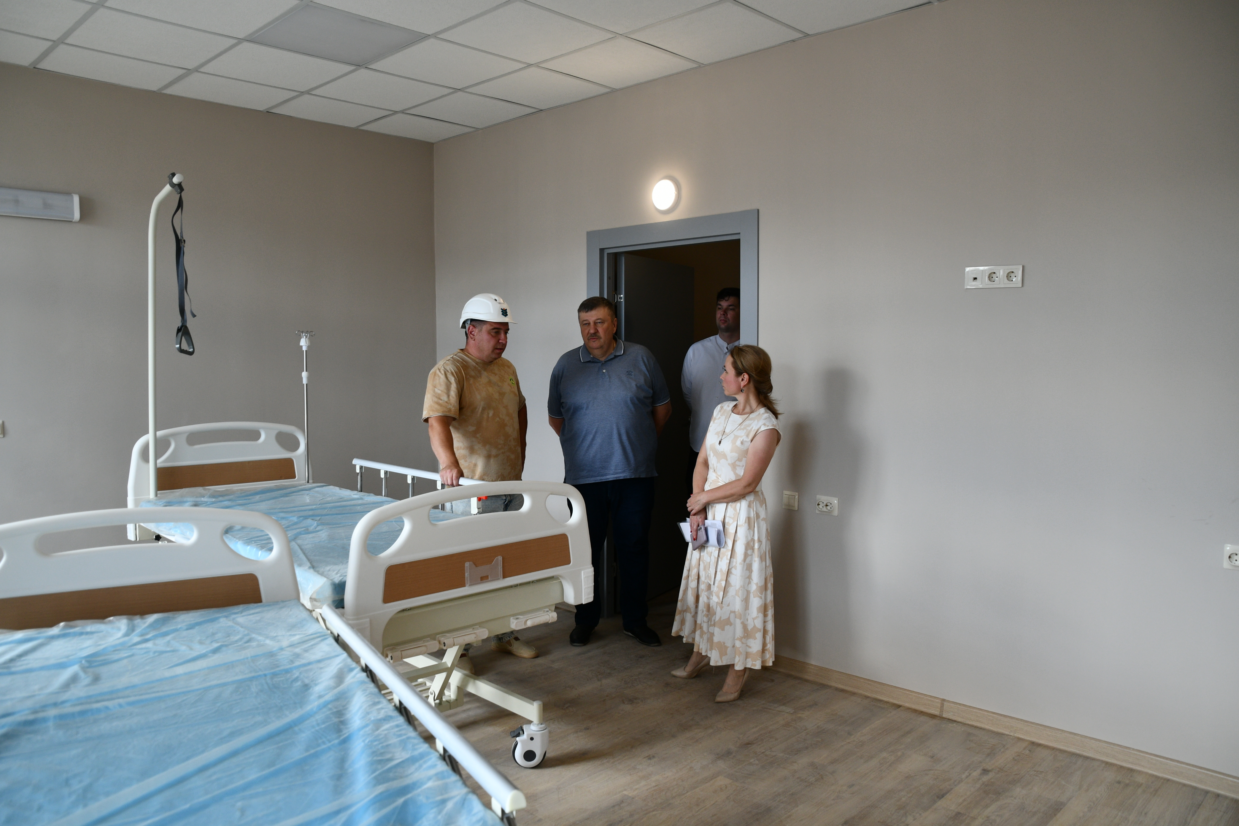Строительство Дома-интерната для престарелых и инвалидов в Великом Новгороде подходит к завершению
