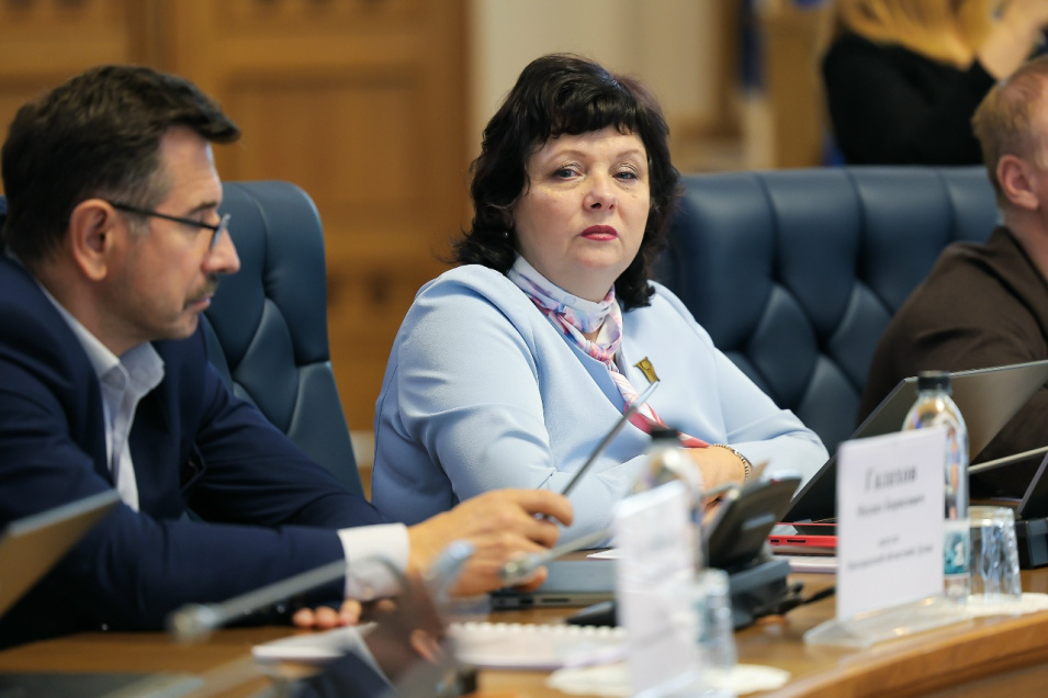 Новым депутатом Новгородской областной Думы восьмого созыва стала Светлана Воронова
