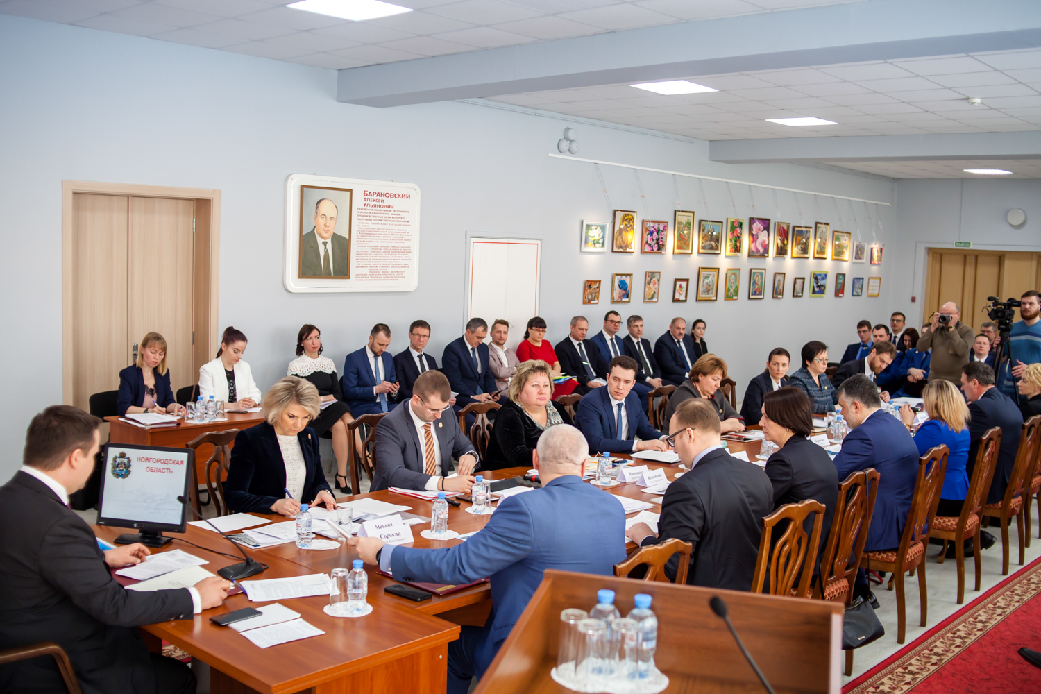 Депутаты Новгородской областной Думы приняли участие в заседании регионального правительства