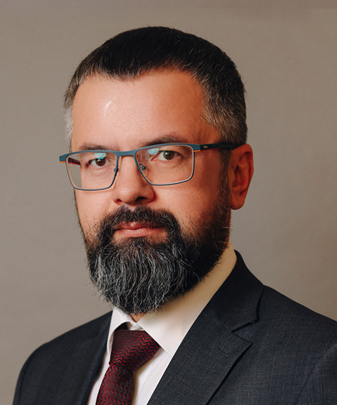 Власов  Роман Александрович