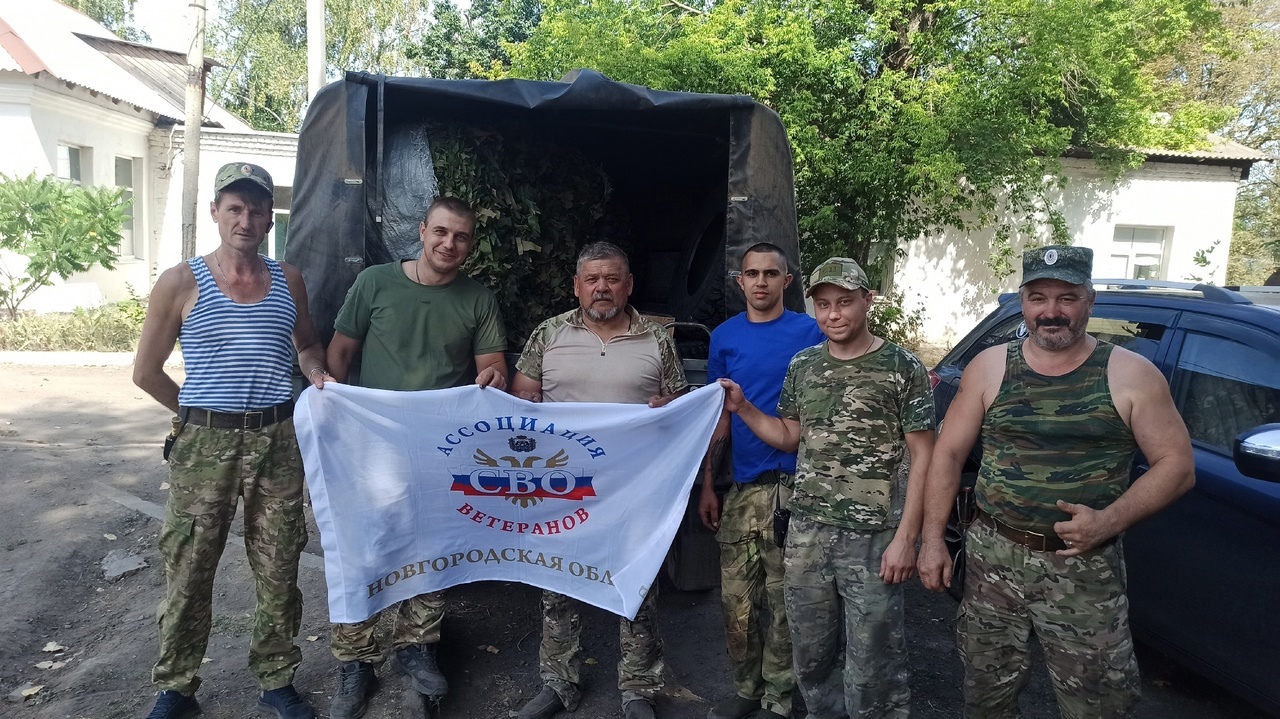 На днях из поездки в Донбасс вернулся депутат Новгородской областной Думы Сергей Тихомиров