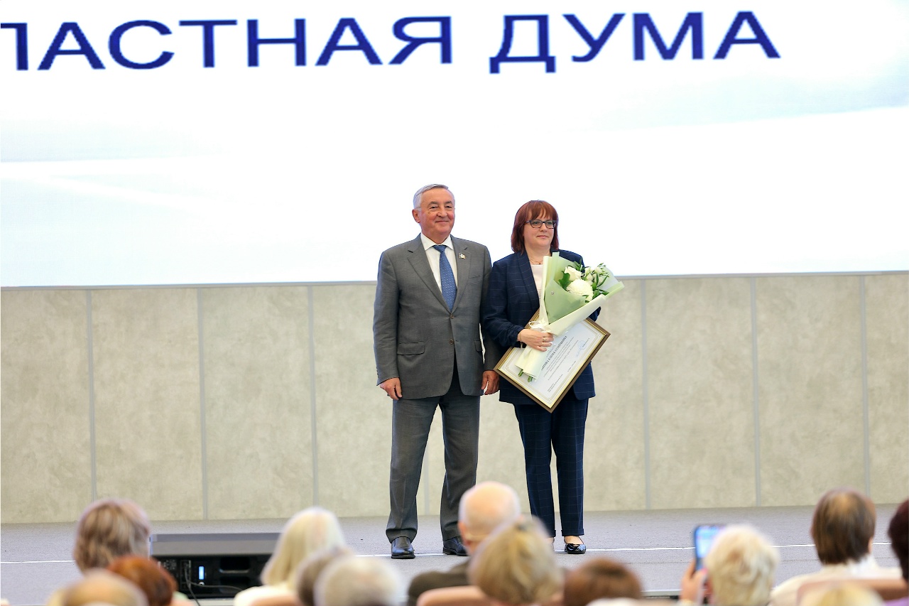 Новгородская областная клиническая больница отметила 80-летие учреждения