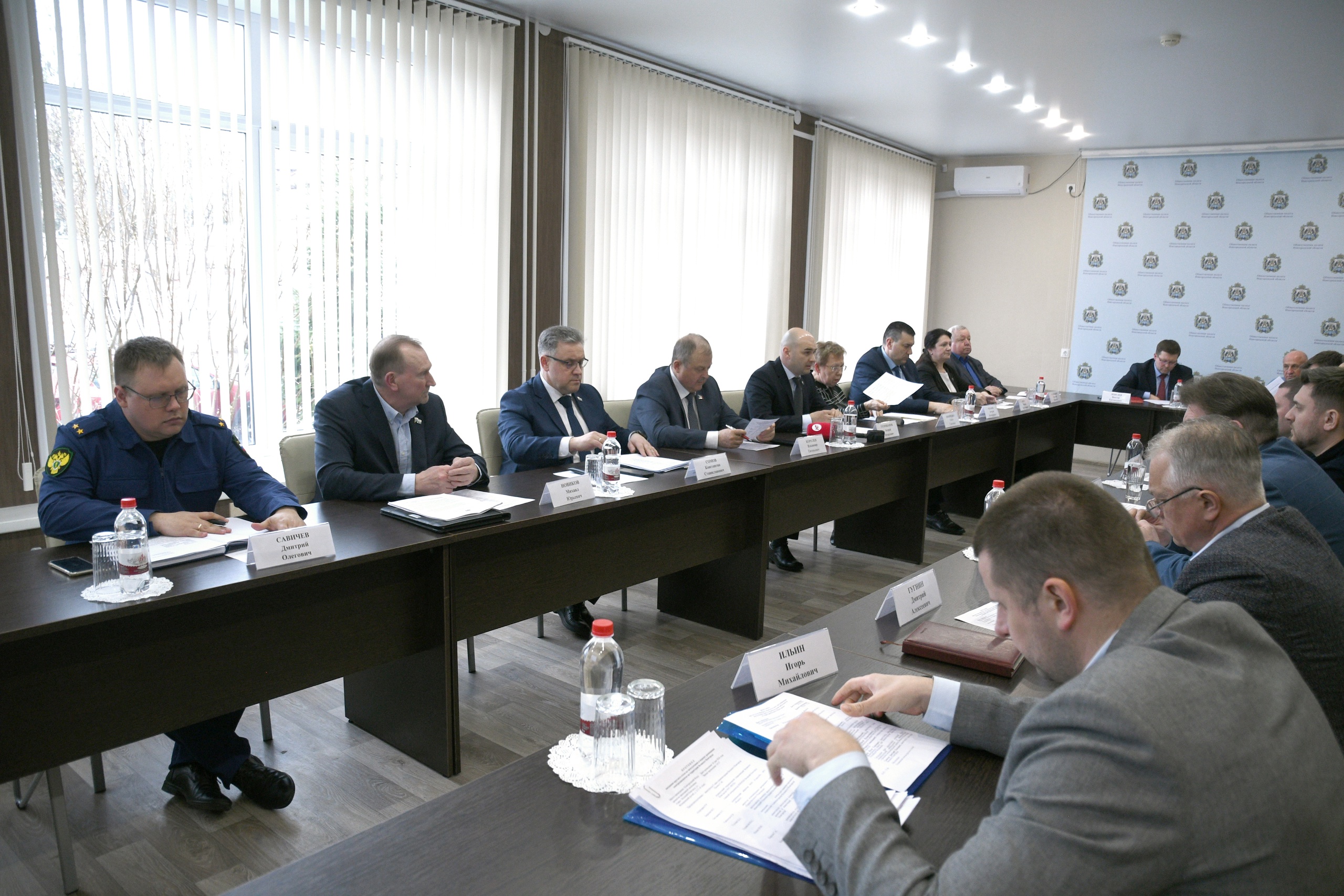 В Великом Новгороде на базе Общественной палаты региона прошел круглый стол по законодательному регулированию использования электросамокатов на территории города