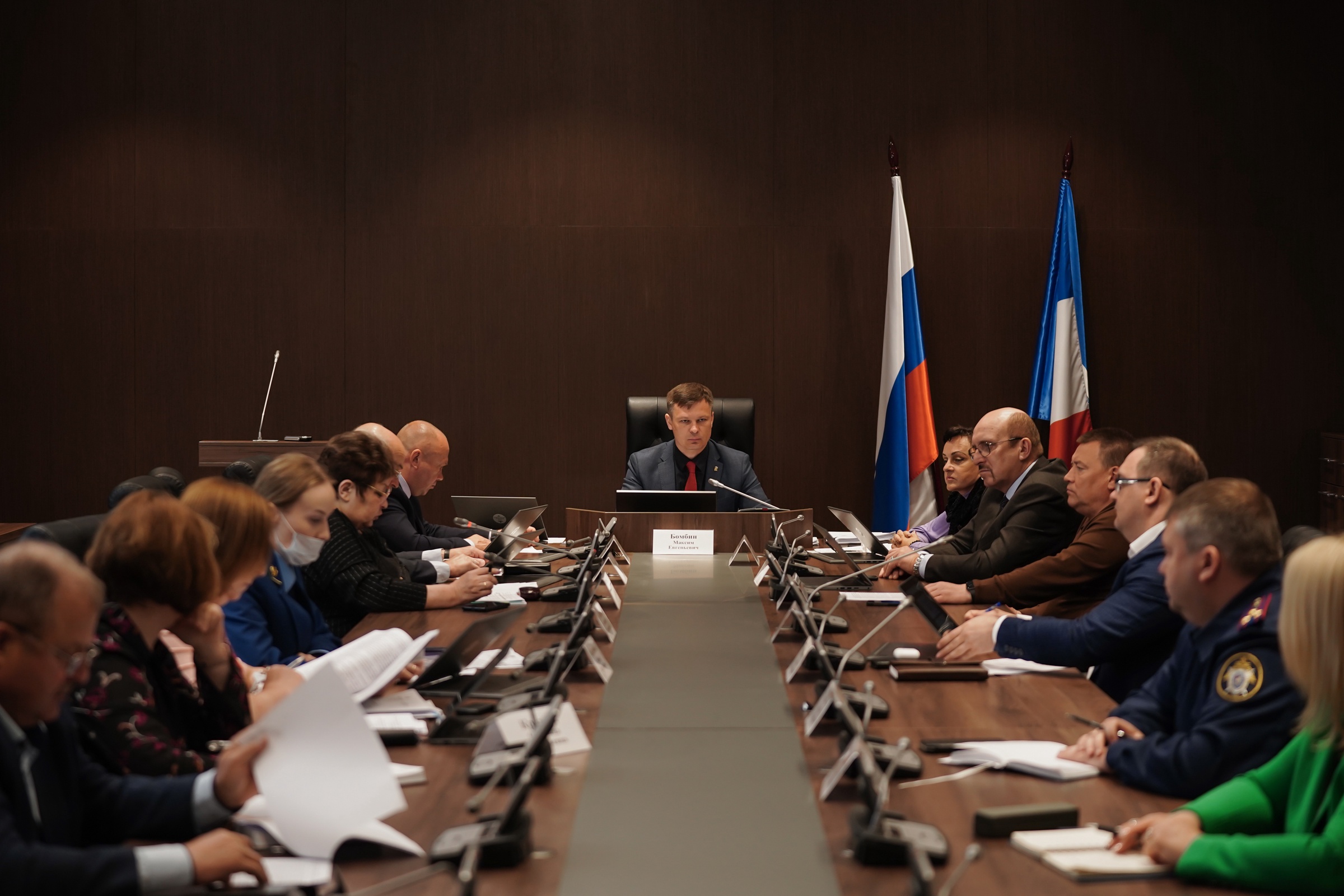Новгородская областная Дума продолжает работу над законодательной базой, необходимой для реализации единой системы публичной власти