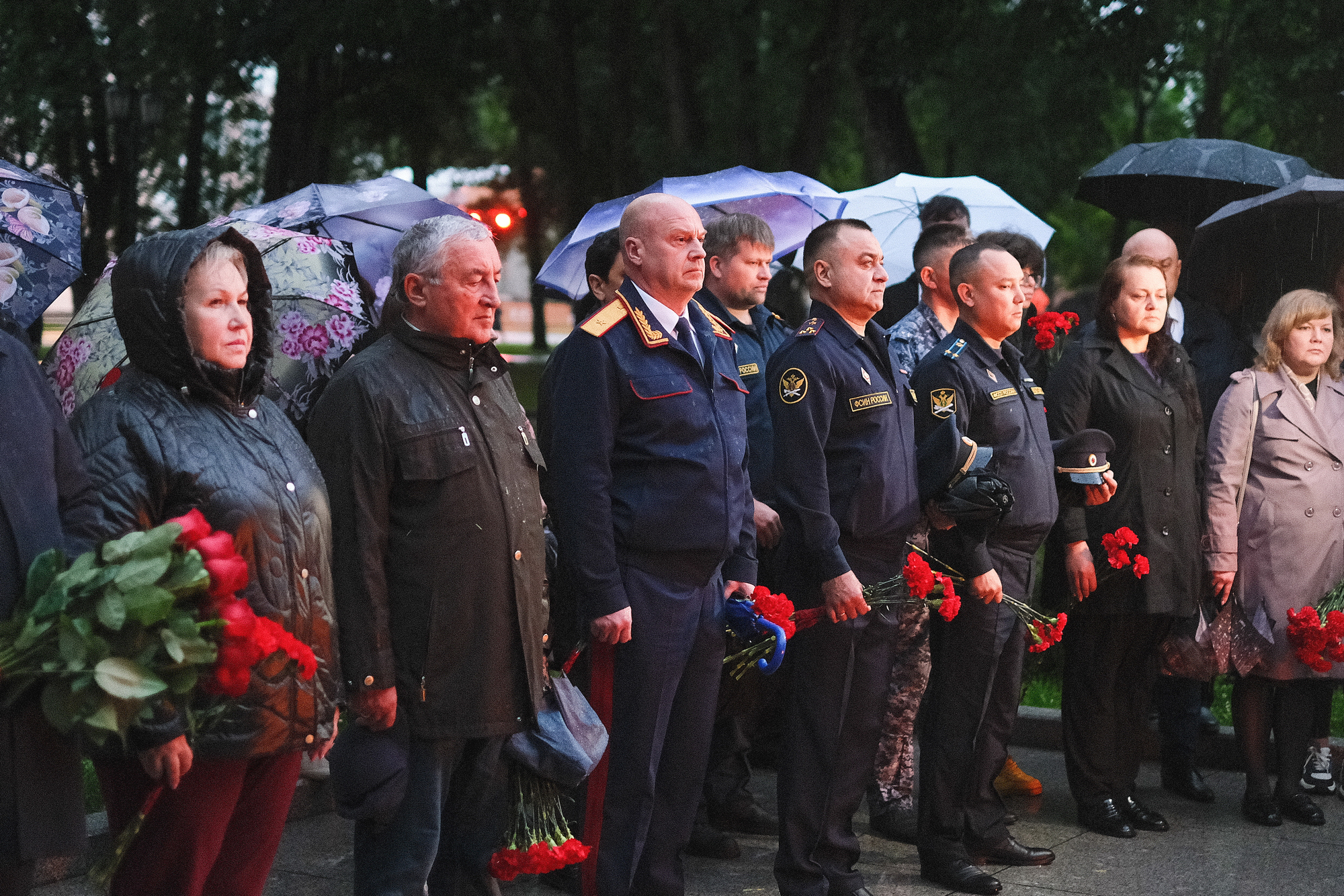Новгородцы почтили память погибших героев Великой Отечественной войны