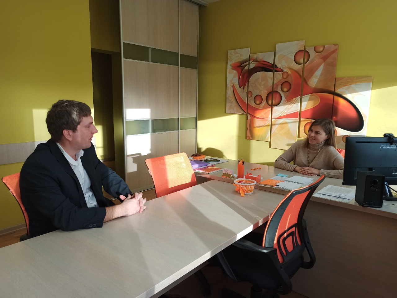 Андрей Гетманский оказал помощь Лицею-интернату в Великом Новгороде
