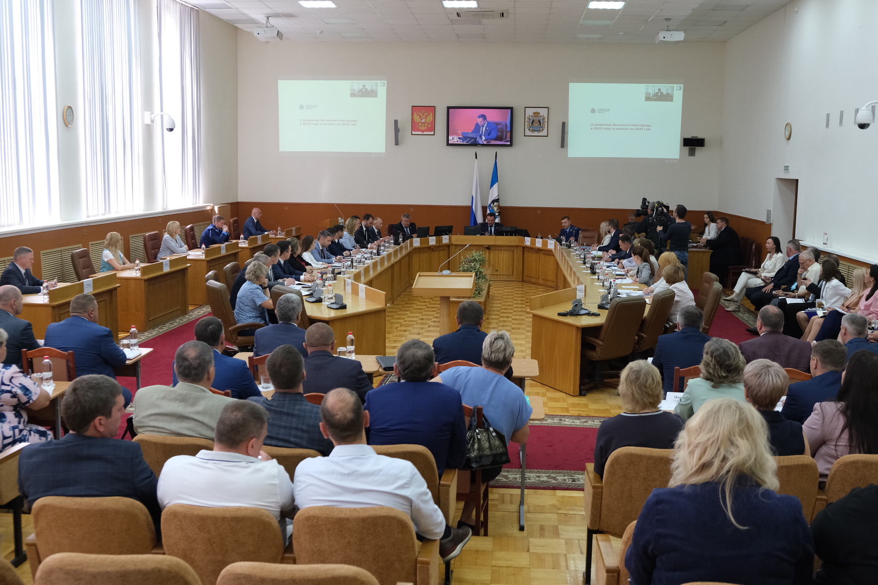 Депутаты приняли участие в заседании регионального правительства