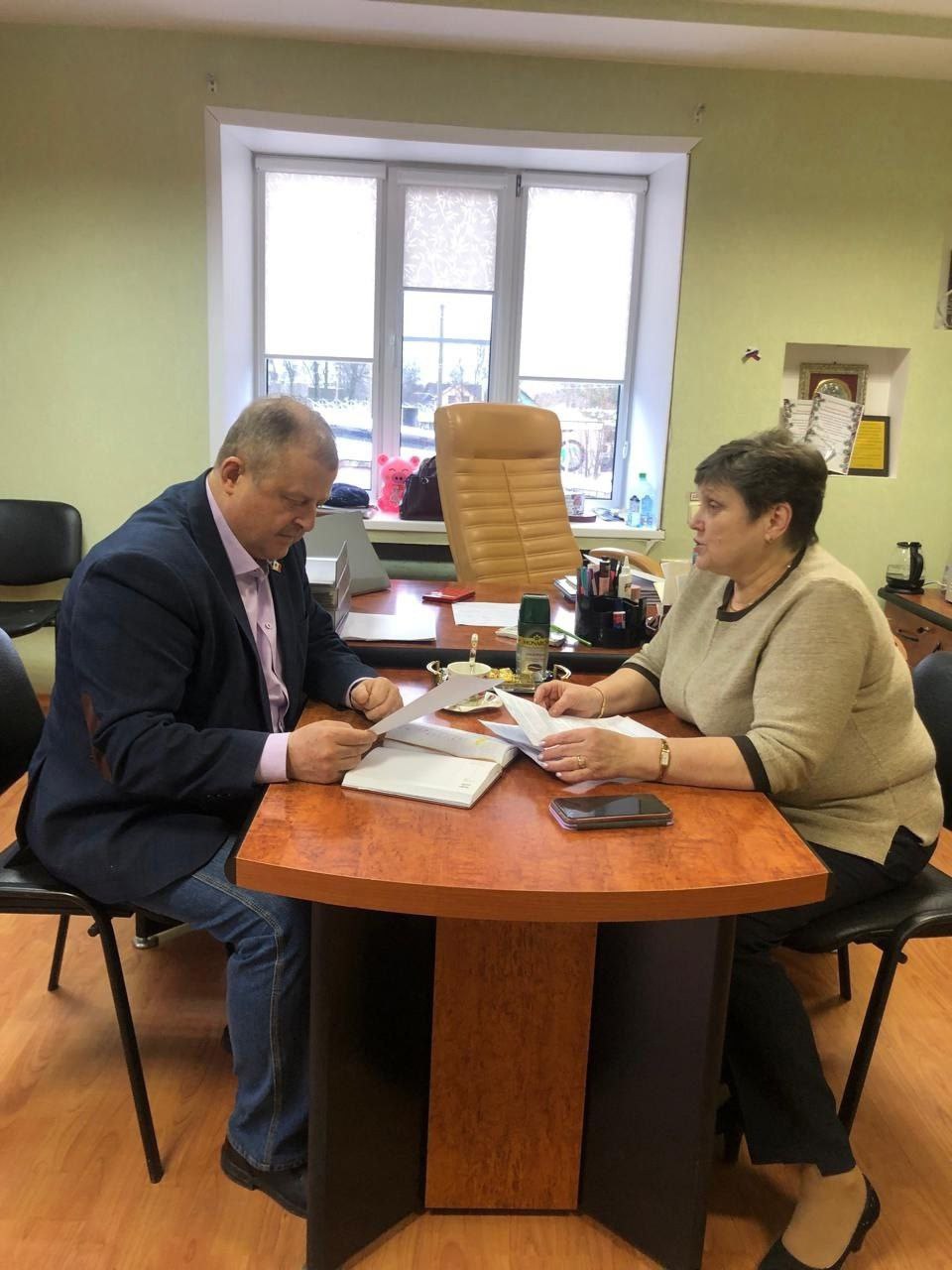 Владимир Королёв встретился с председателем Марёвского районного потребительского общества