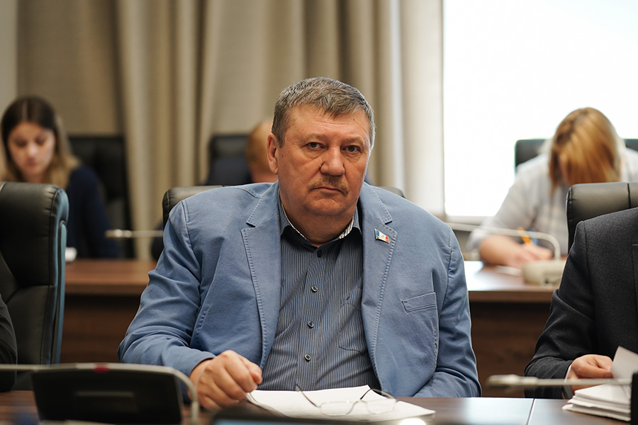 Илья Костусенко помог решить вопрос с расчисткой колодца на Красном поле