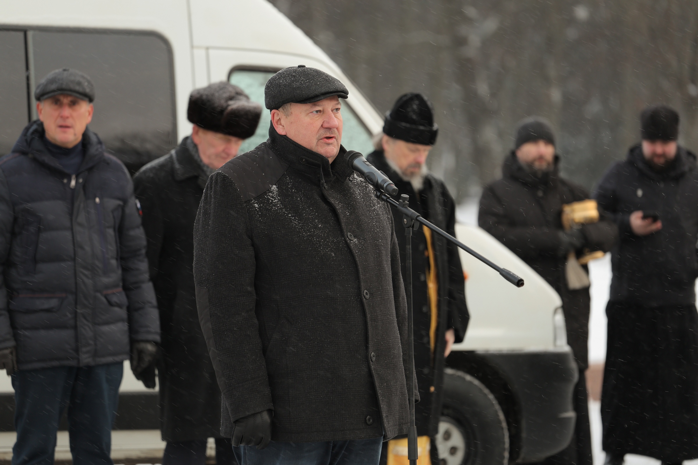 В служебную командировку на Северный Кавказ отправился сводный отряд УМВД России по Новгородской области
