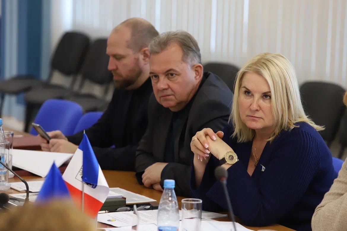 Парламентарии Северо-Запада обсудили вопрос перерасчета платы за вывоз ТКО