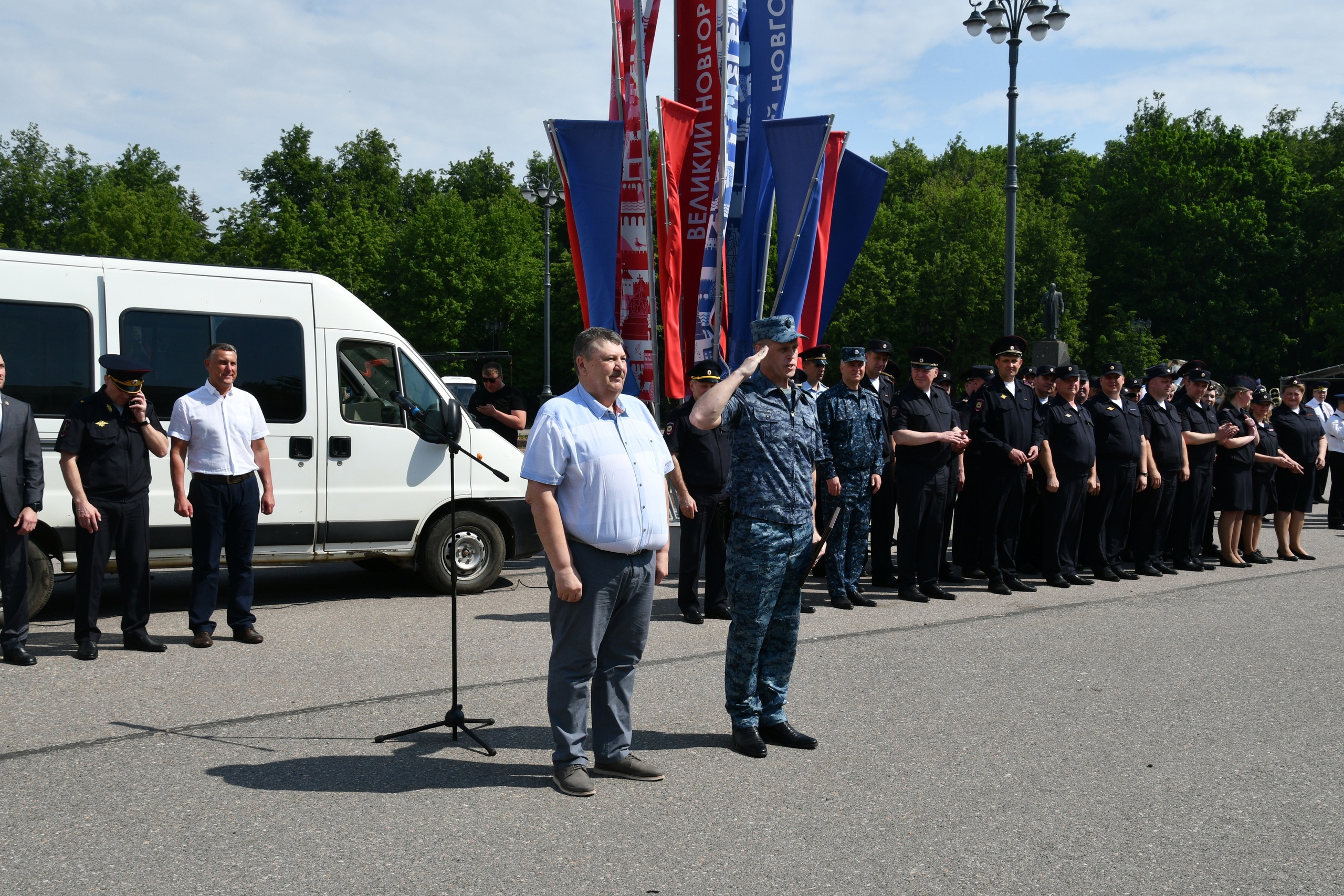 Новгородские полицейские вернулись из служебной командировки на Северный Кавказ