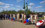 В Мясном Бору захоронили останки воинов, погибших в годы Великой Отечественной войны