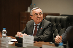 Юрий Бобрышев принял участие в очередном заседании правительства региона