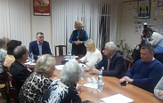 Лариса Сергухина и Алексей Куштовский продолжают работу в своих избирательных округах