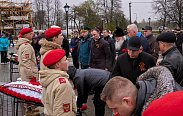 В деревне Мясной Бор предали земле останки 160 воинов
