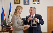 Встреча председателя Новгородской областной Думы Юрия Бобрышева и депутата Государственной Думы Светланы Журовой