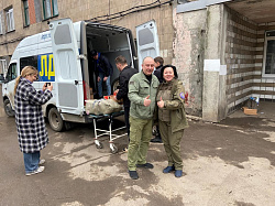 Алексей Чурсинов передал бойцам СВО гуманитарный груз, собранный новгородцами