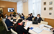 Заседания комитетов областной Думы