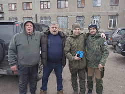 В преддверии Нового года Сергей Тихомиров доставил подарки нашим военнослужащим, находящимся в зоне СВО В преддверии Нового года Сергей Тихомиров доставил подарки нашим военнослужащим, находящимся в зоне СВО