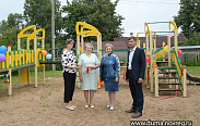 В Пестове открылся новый игровой комплекс, установленный в рамках проекта Елены Писаревой «Детские площадки – детям»
