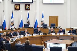 На оперативном совещании говорили о готовности коммунальных служб к работе в зимний период