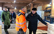 Владимир Королёв посетил Новгородскую лесопромышленную компанию «Содружество»