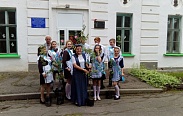 Ольга Борисова поздравила выпускников школы поселка Новосельский с окончанием учебного года 