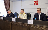 Юрий Бобрышев поздравил сотрудников и ветеранов прокуратуры с 304-ой годовщиной ведомства