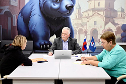 Анатолий Федотов принял участие в декаде личного приёма граждан