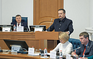 Губернатор Новгородской области Андрей Никитин выступил с ежегодным отчётом перед депутатами