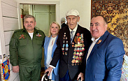 Депутаты областной Думы посетили Луганск