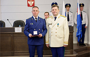 Юрий Бобрышев поздравил сотрудников и ветеранов прокуратуры с 304-ой годовщиной ведомства