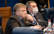 Депутаты заслушали отчёт главы региона и задали ему свои вопросы