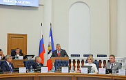 Новгородская областная Дума собралась на заключительное заседание