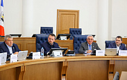 На внеочередном заседании правительства региона обсудили предстоящие изменения в областной бюджет-2024