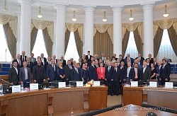 Депутаты всех созывов собрались на торжественное заседание, посвященное 25-летию Новгородской областной Думы