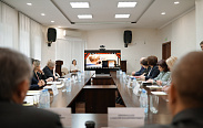 Комитет Новгородской областной Думы по здравоохранению, социальной политике и делам ветеранов провел выездное заседание