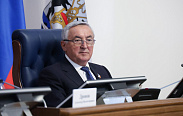 Председатель Новгородской областной Думы Юрий Бобрышев прокомментировал отчёт губернатора на заседании регионального парламента