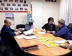 Депутат Надежда Пельгемяйнен провела прием граждан по личным вопросам