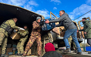Юрий Бобрышев побывал в расположении новгородских военнослужащих в зоне СВО и передал бойцам гуманитарный груз