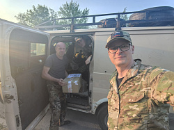 Максим Бомбин вернулся из очередной поездки с гуманитарной миссией в зону СВО