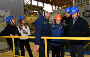В рамках работы ПАСЗР в Мурманске Владимир Королев познакомился с законотворческой работой Мурманской областной Думы, а также посетил Кольскую АЭС