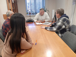 Депутат Сергей Тихомиров провёл приём граждан по личным вопросам