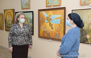 Председатель областной Думы осмотрела отремонтированные учреждения культуры в Мошенском районе