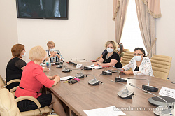 Наталья Усатова провела внеочередной комитет по социальной политике