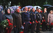 Новгородцы почтили память погибших героев Великой Отечественной войны