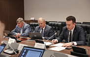 В преддверии заседания регионального парламента начали работу профильные комитеты