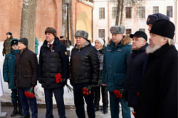 Митинг, посвящённый Дню защитника Отечества, состоялся сегодня в Великом Новгороде